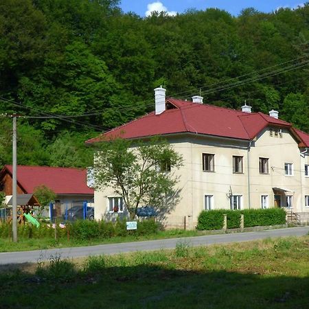 Apartment Kopa L Vyhne Bagian luar foto