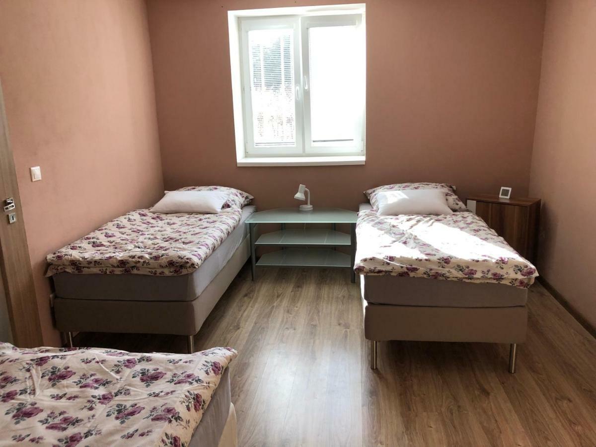 Apartment Kopa L Vyhne Bagian luar foto